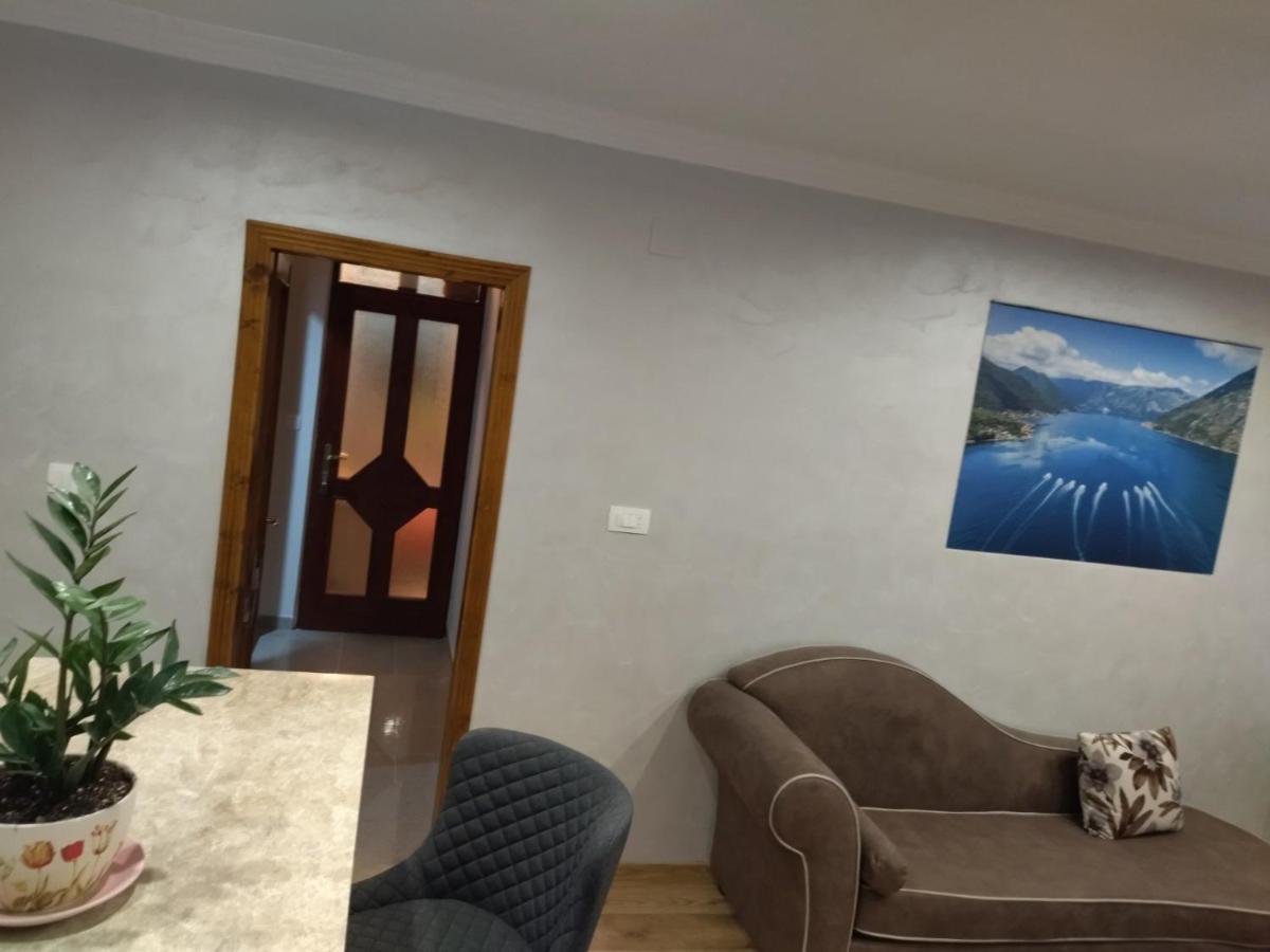 Apartment Ksenija Kotor Kültér fotó