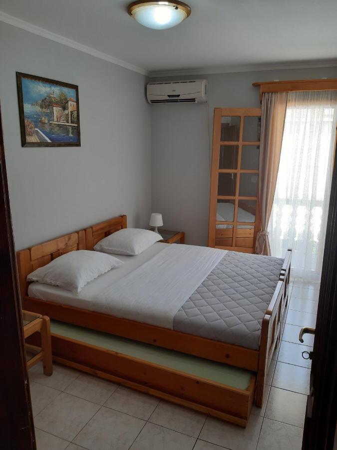 Apartment Ksenija Kotor Kültér fotó
